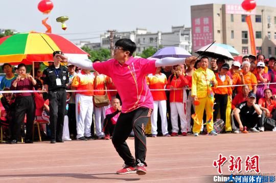 空竹表演，传统与创新的完美融合