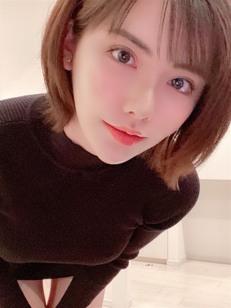 深田奈奈，数字时代的魅力之星引发下载热潮