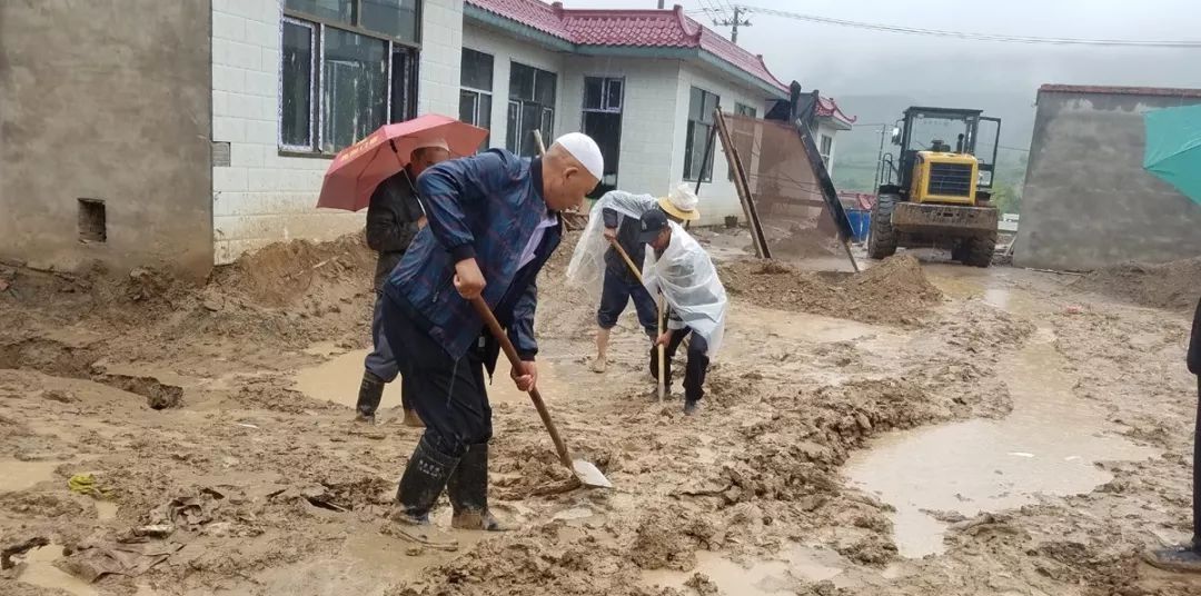 核桃庄乡领导引领乡村振兴新篇章